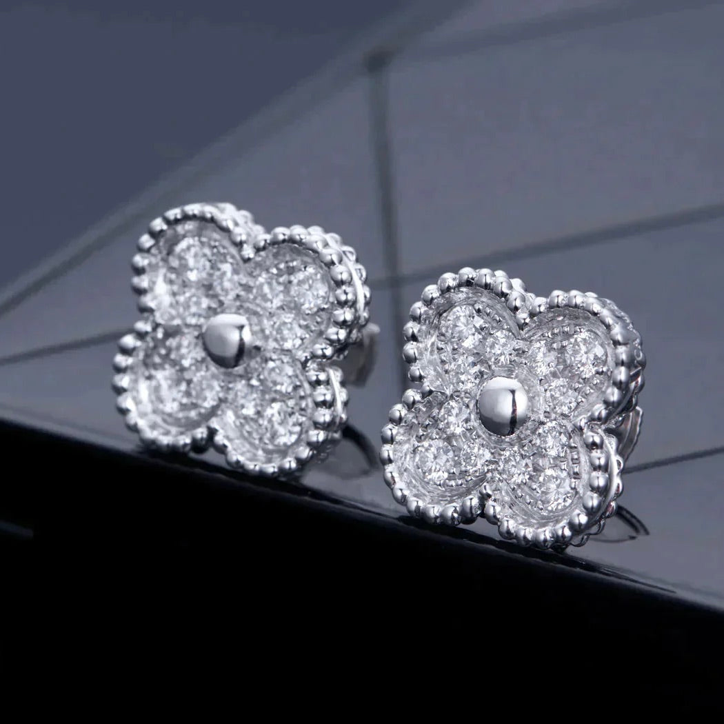 VCA CLOVER 1 MOTIFS DIAMOND STUD EARRINGS SILVER