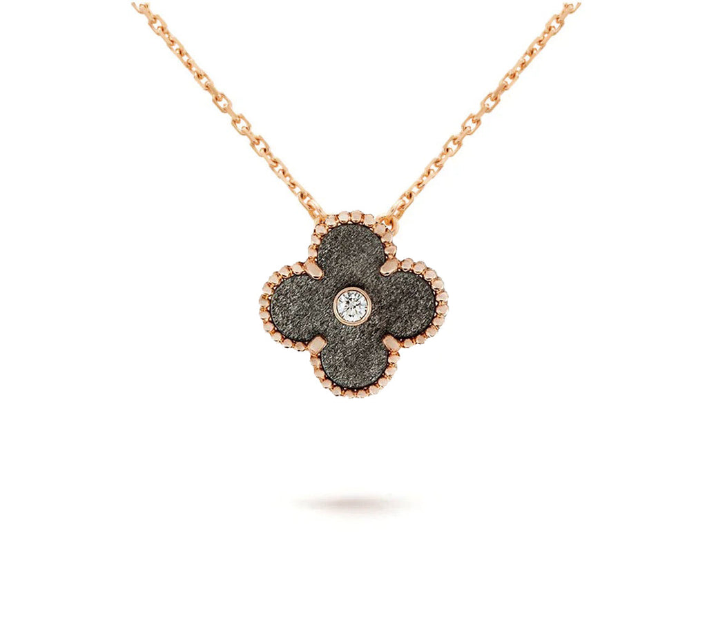 VCA CHRISTMAS LIMITED EDITION NECKLACE COLLECTION