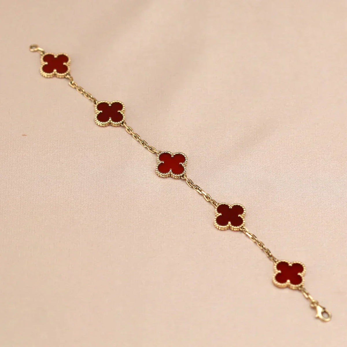 VCA CLOVER 5 MOTIF RED CORNELIAN BRACELET COLLECTION