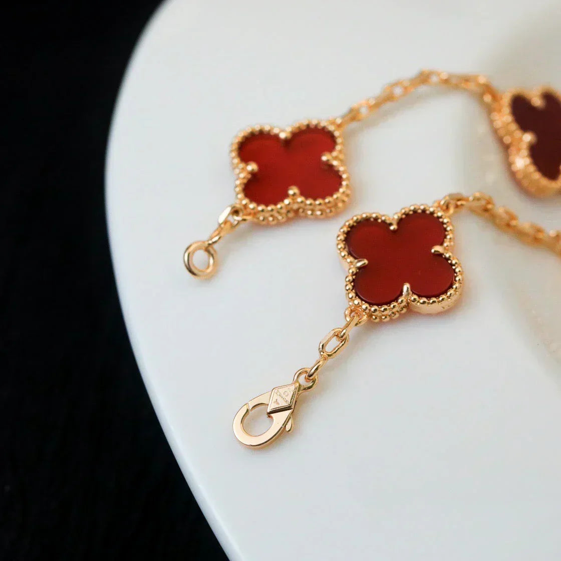 VCA CLOVER 5 MOTIF RED CORNELIAN BRACELET COLLECTION